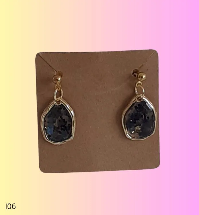 Boucles d'oreilles pailletées noir dorée