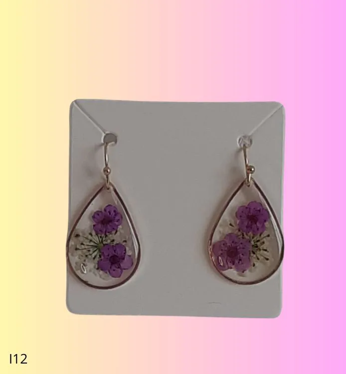 Boucles d'oreilles fleurs violette